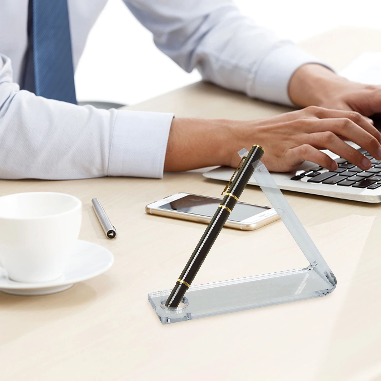 

2 Pcs Clear Acrylic Display Rack Desktop Organizer Desktop Pen Holder Make-up Brush Holder Makeup Display Stand