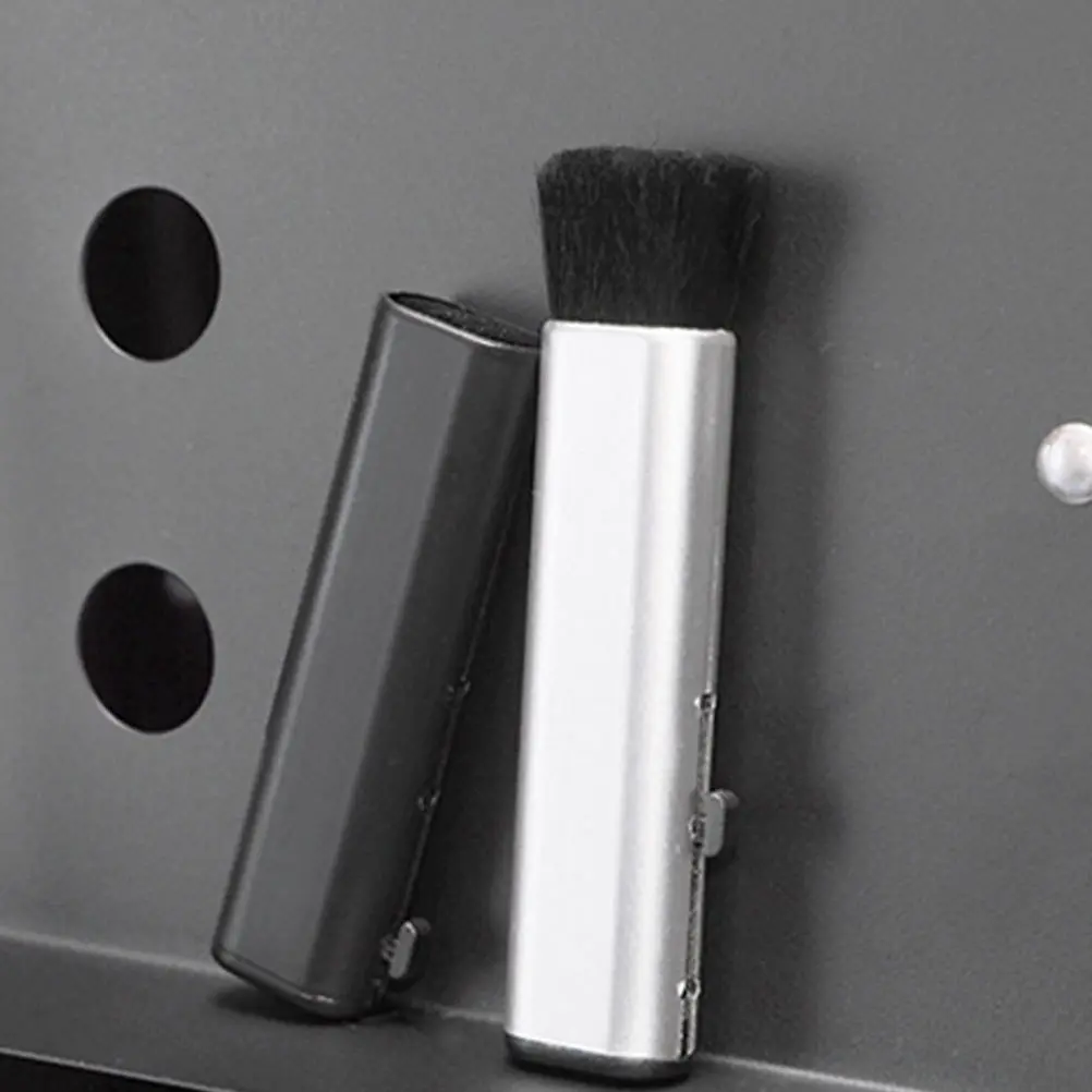 

2Pcs Guitar Cleaning Brushes Foldable Wool Dust Removers Durable Convenient Size Practical for Guitar Piano Clean Tools