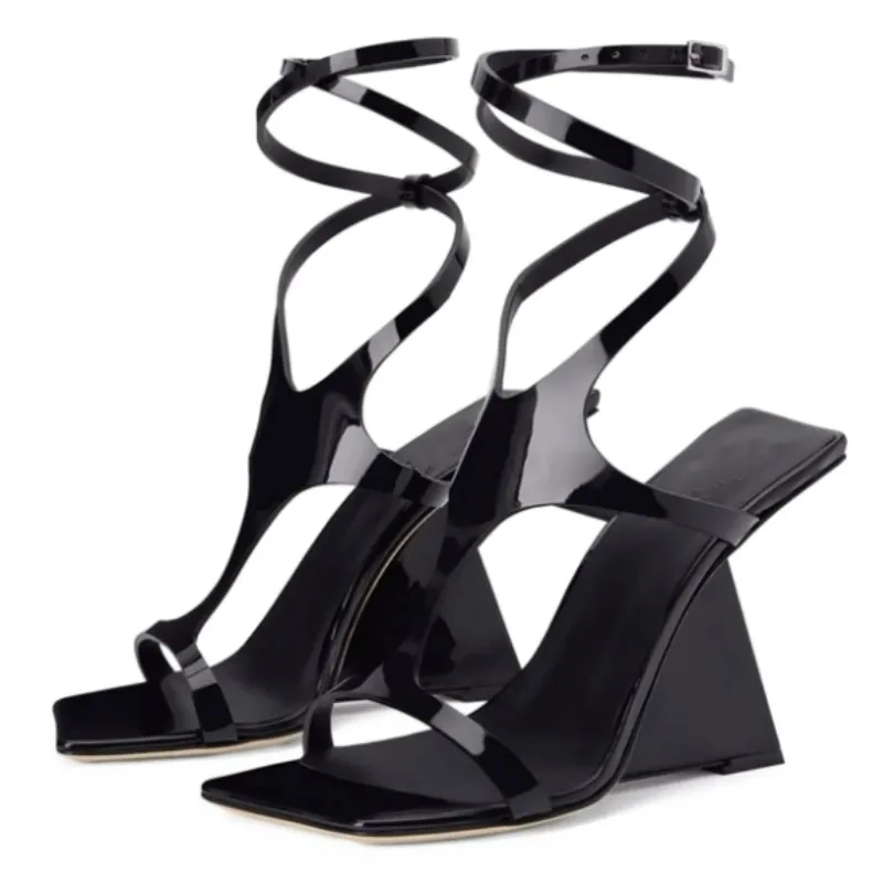 DIZHUANG Sexy women's high-heeled sandals. Black patent leather high-heeled sandals. About 11cm heel height. Wedges sandals.
