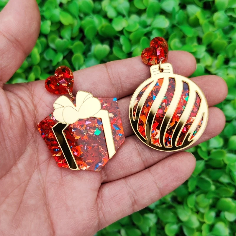KUGUYS هدية عيد الميلاد مربع أقراط للنساء مجوهرات لطيف عيد الميلاد كرات ملونة انخفاض الأقراط العصرية الاكريليك اكسسوارات هدية #3