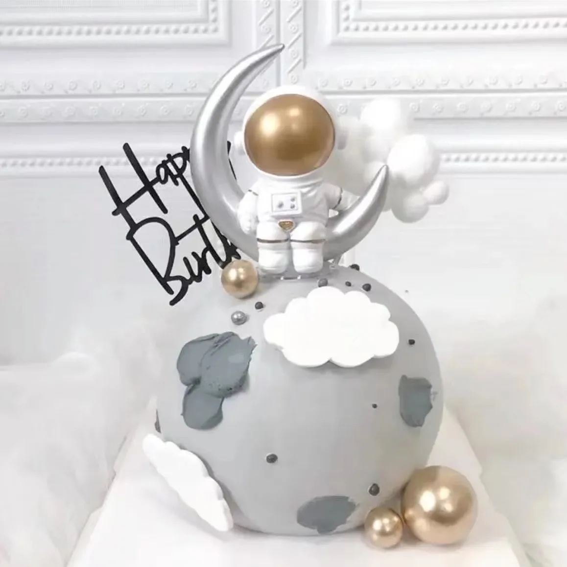 Universe Outer Space Astronaut Cake Decorations Planets Cake Topper Baking Ornaments For Kids Boy Spaceman Birthday Party Decors