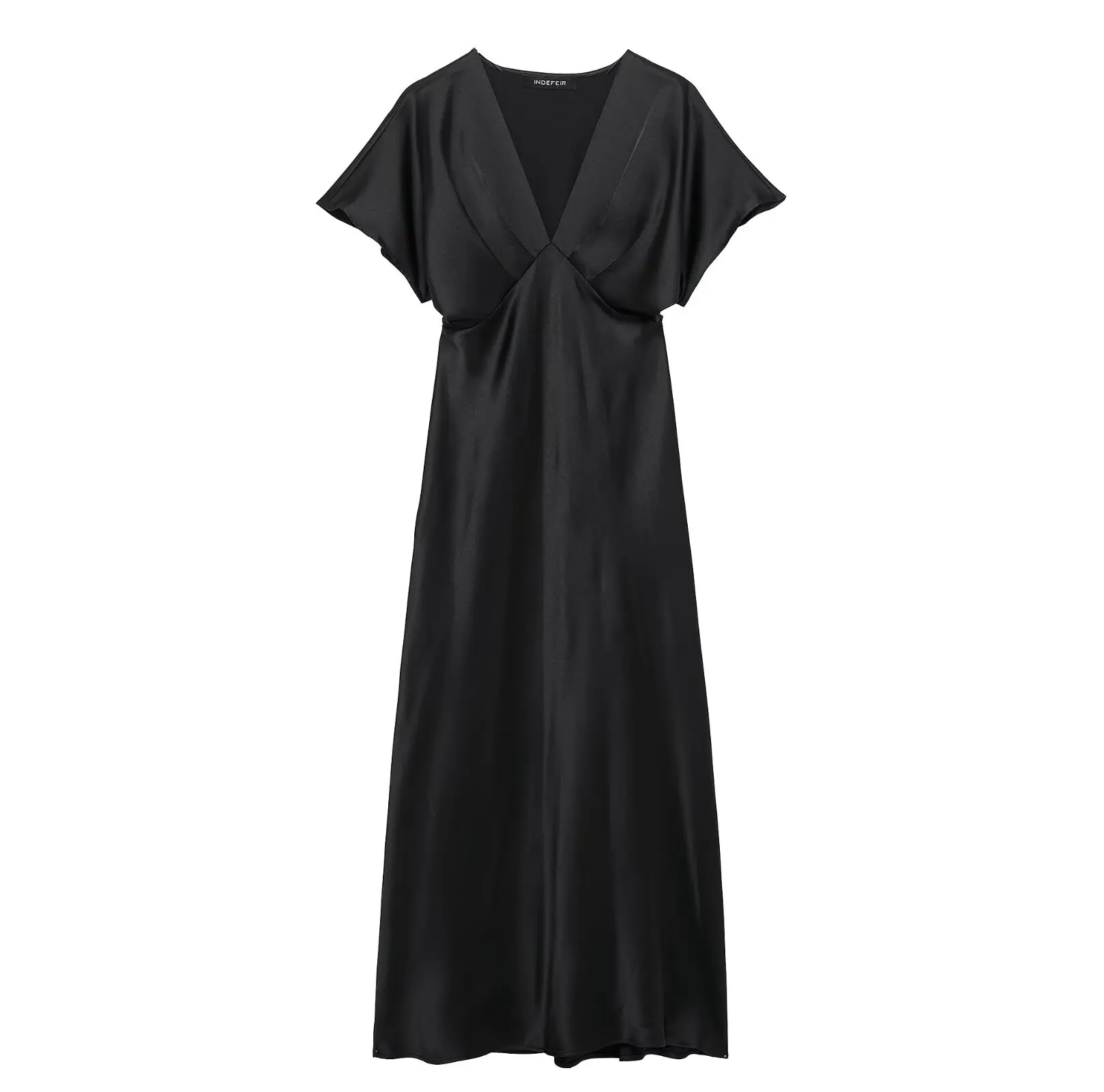   Abito lungo da donna in raso nero a maniche corte con scollo a V profondo e busto plissettato, design elegante per occasioni speciali