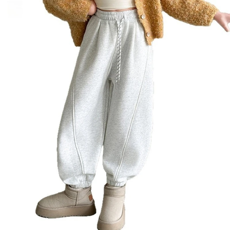 

2026 Girls‘ Solid Curved Sweatpants for Spring, Loose Cuff Wide Leg Pants for Big Kids, Casual Bottoms New Arrival