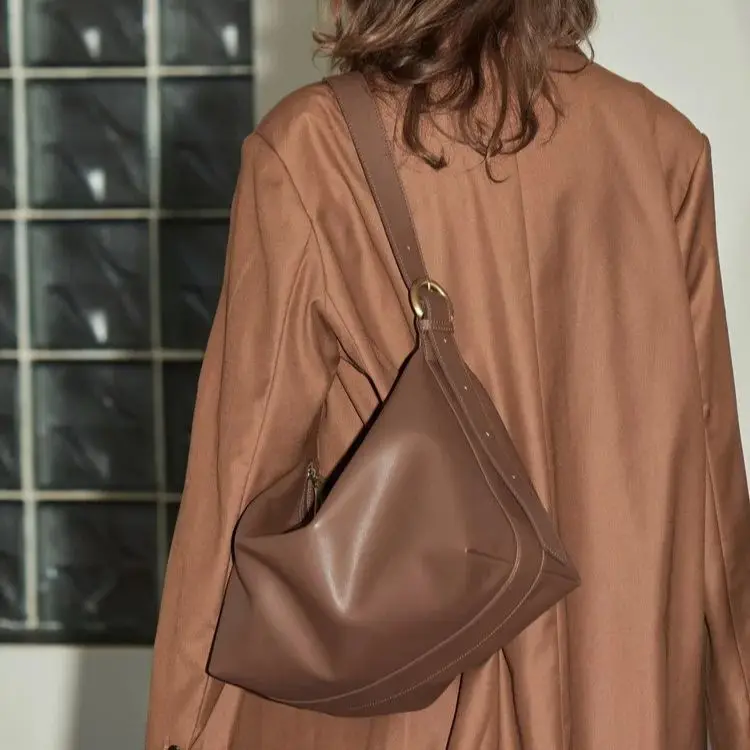 bolso-de-viaje-para-mujer-bandolera-de-cuero-suave-gran-capacidad-duradero-versatil-y-minimalista