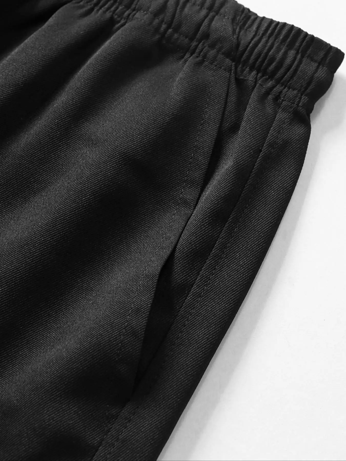 Pantaloncini sportivi casual semplici da uomo, tessuto delicato sulla pelle, assorbenti dell'umidità e traspiranti, con coulisse, pantaloni multitasche, pantaloncini cargo, adatti per pendolarismo quotidiano, sport all'aria aperta, casa, ciclismo, campeggio, alpinismo e escursionismo