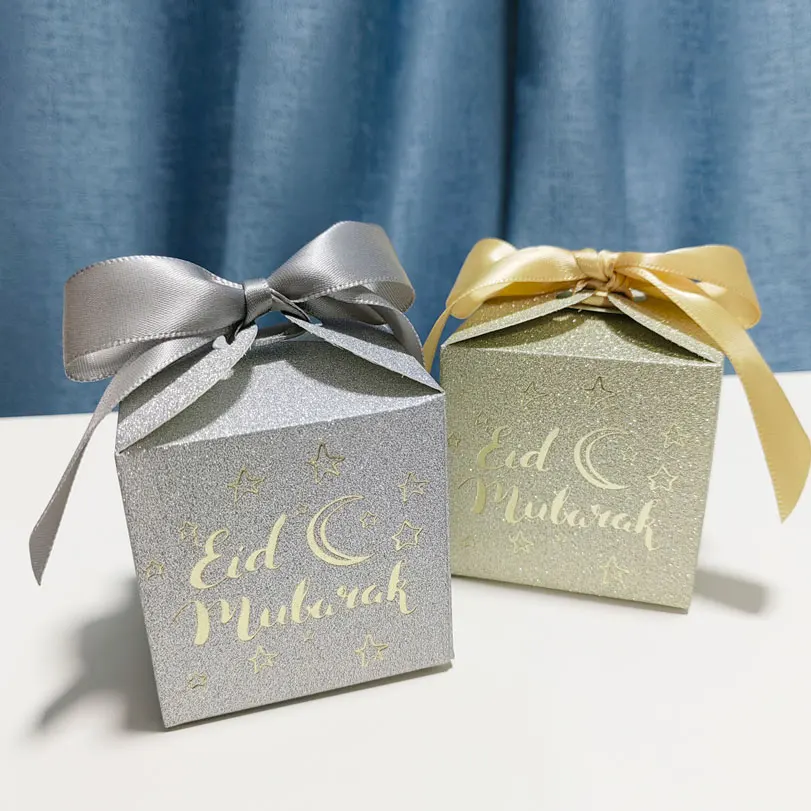 

Eid Mubarak Candy Boxes Gold Favor Boxes with Ribbon Festival Candy Bag Muslim Ramadan Supplies Eid Party Decorations(Silver)