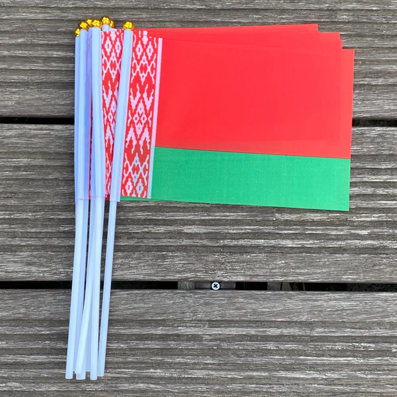 

xvggdg 100pcs 14 * 21cm Belarus hand flag Promotion Wholesale Small Belarus Hand Waving National Flag