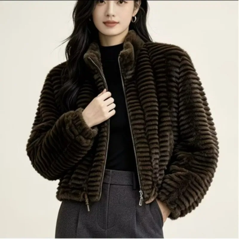 The New Winter Golden Mink Fur Women's Short Stand-up Collar Fur Coat A High-end and Eco-friendly Fur Coat That Is Trendy Jacket