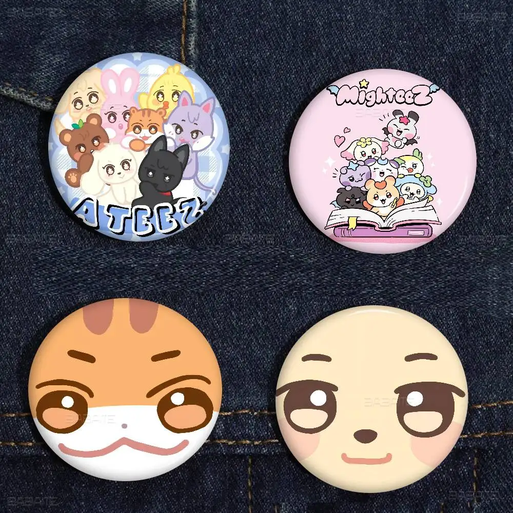 Pins de la Serie Cute de 58mm del Grupo Kpop A-Ateez, Divertidos Insignias con Dibujos Animados de Animales, Broches para Mochilas, Ropa y Accesorios de Regalo