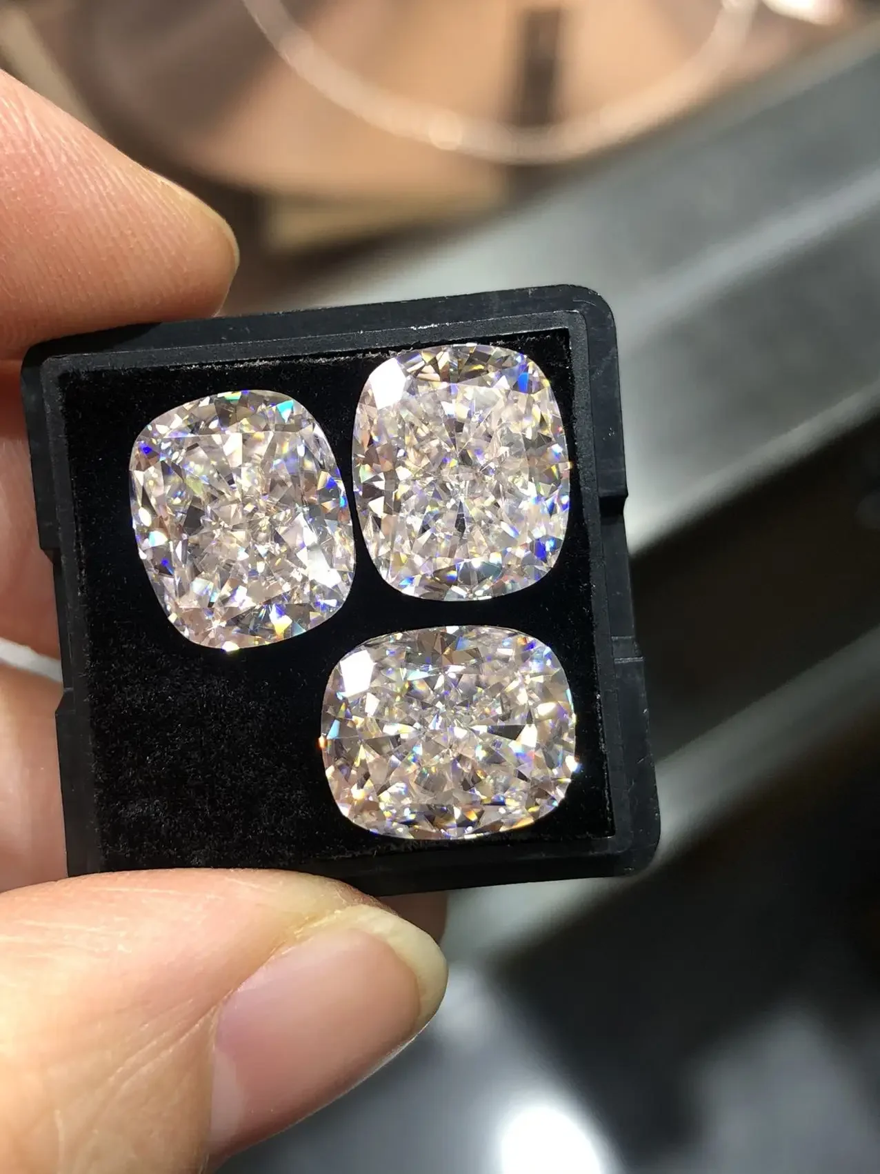 Top Quality Hand Cut Loose Moissanite Stone  Enlongated Crushed Ice Cushion Cut D Color Lab Grown Diamonds GRA Certificate Stone