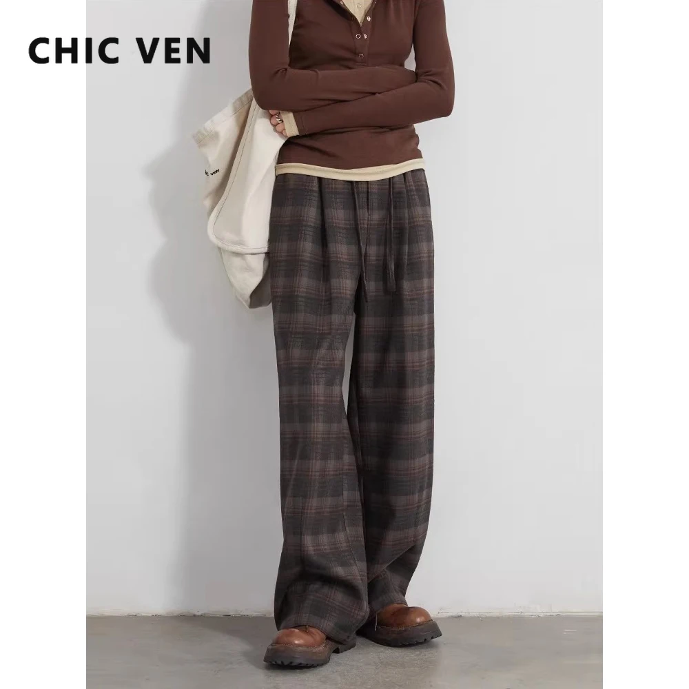 

CHIC VEN Women Pants Vintage Plaid Drawstring Loose Straight Plush Trousers Korean Fashion Lady Pant Autumn Winter New 2026