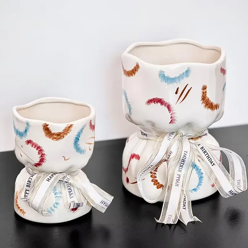 French Style Hand Painted Ceramic Vase Glazed Flower Bouquet Holder Romantic Home Table Decoration Unique Girl Souvenir Gift