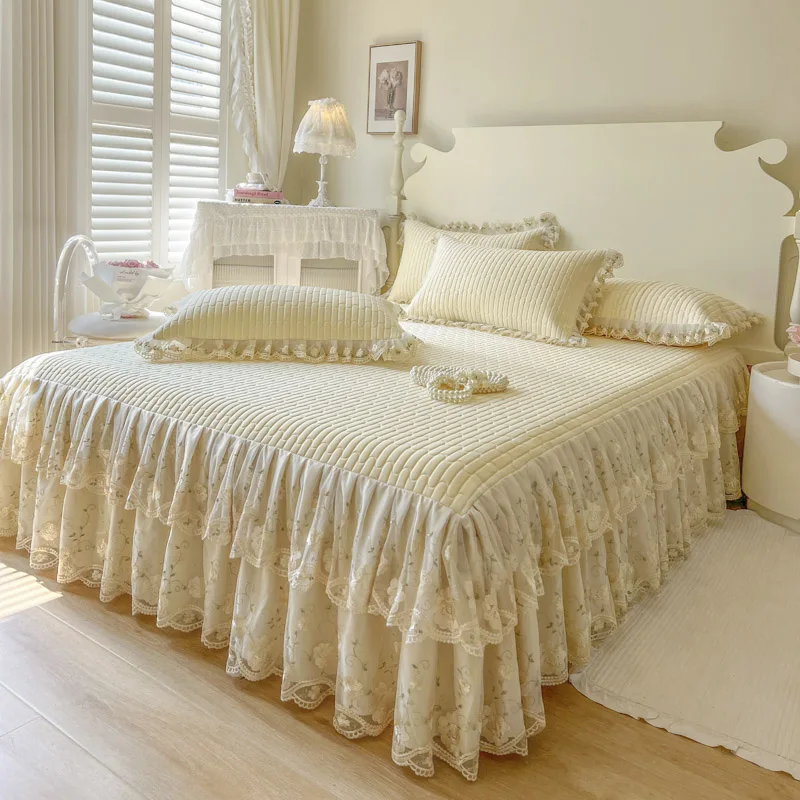AIWINSURE-Summer Latex Fitted Sheet, Lace Bed Skirt, Double Bedspread, Cooling Sleeping Mat, Washable, Soft with 2 Pillowcases