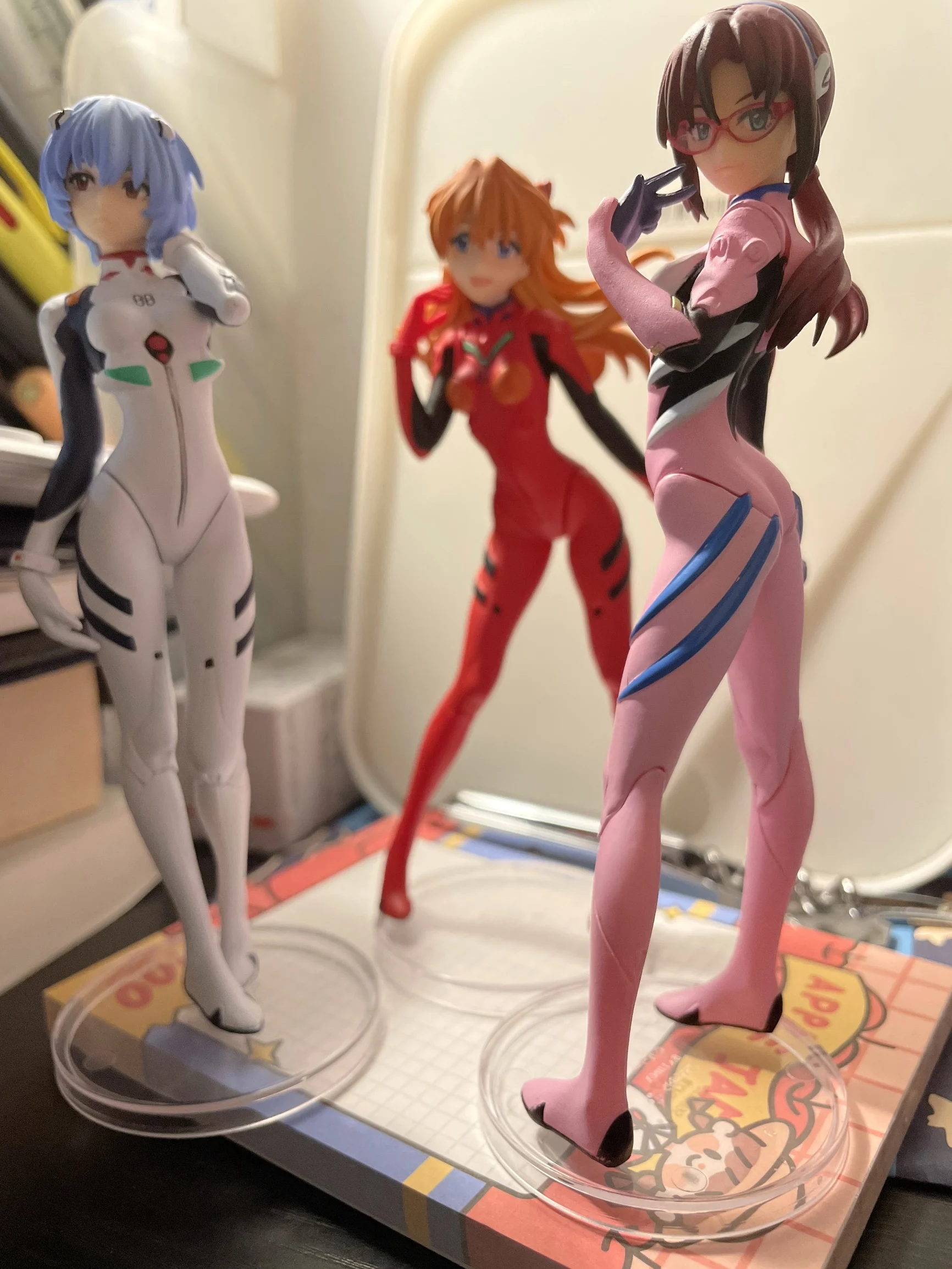 Bandai EVA Millenium Evangelion Gasha Ayanami Rei Asuka Makihiro Hand Twist Egg Action Figures