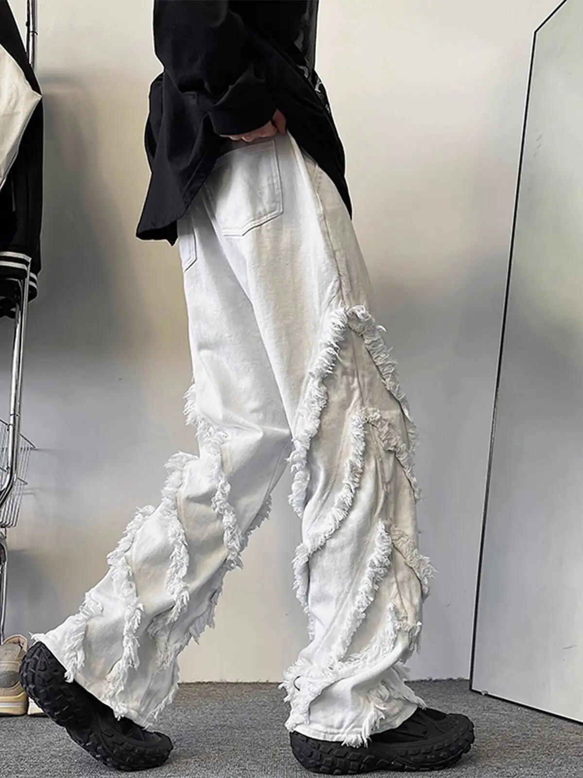High Street Destroyed Fringe Jeans Unisex American Retro Slim Wide Leg Flared Loose Long Pants Streetwear Hiphop Mens Fashion