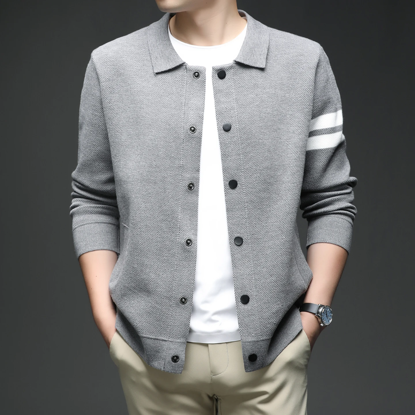 

Brand fashion double stripe knitted cardigan men's high end personality button lapel youth trend comfort leisure luxury new coat