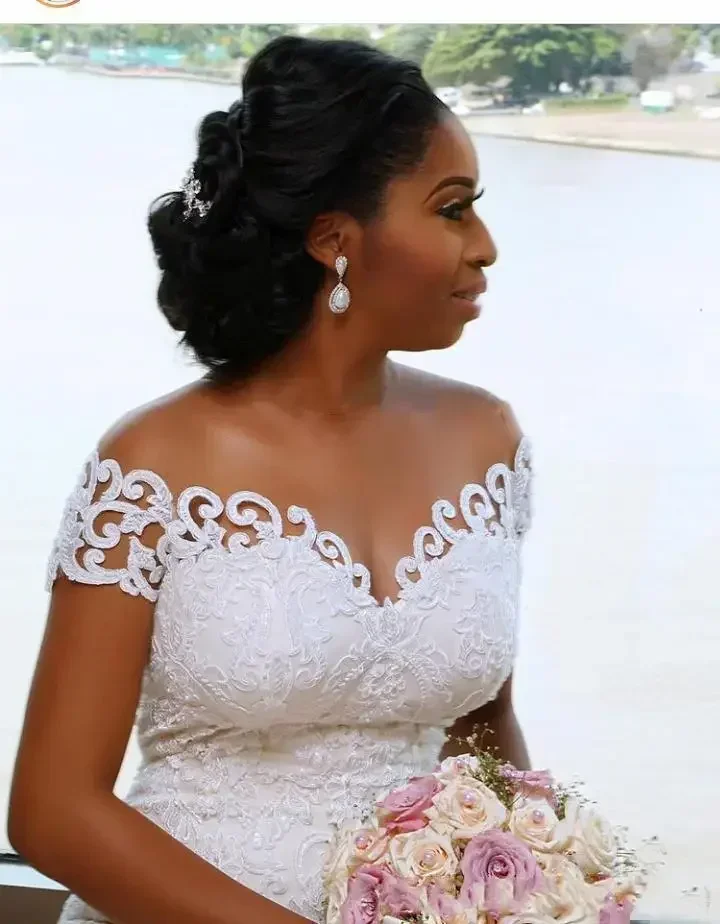 تخصيص الأفريقي النيجيري حورية البحر الزفاف انفصال قطار الدانتيل يصل تصميم قصيرة الأكمام الزفاف مخصص فساتين العروس