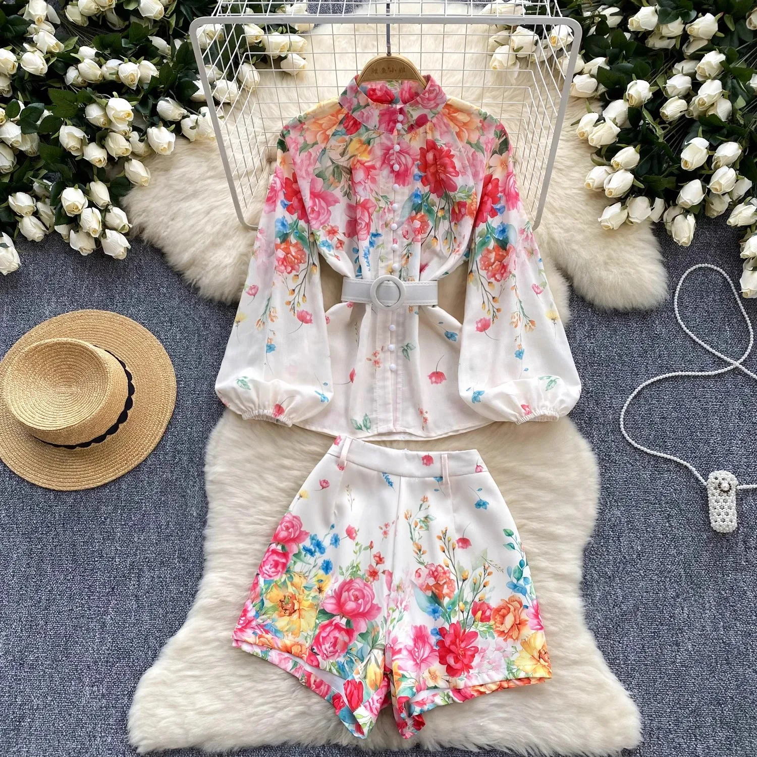 

Summer Runway Two Piece Shorts Suit Women Stand Lantern Sleeve Loose Belt Blouses + Flower Printed Wide Leg Shorts Matching Sets