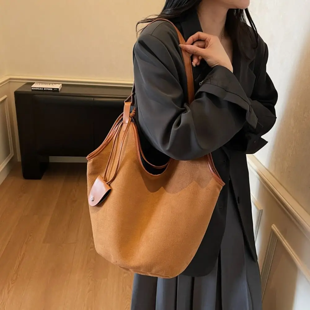 

Модная большая вместительная замшевая сумка на плечо, модная женская сумка-тоут в стиле ретро, однотонная коричневая сумка в корейском стиле для девочек