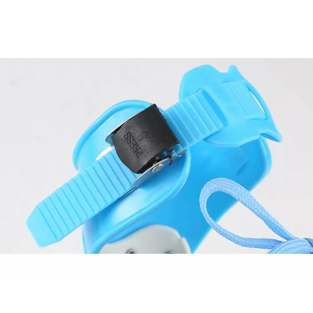patins-de-quatro-rodas-com-duas-fileiras-tamanho-ajustavel-25-32-azul-com-protecao-presente-ideal