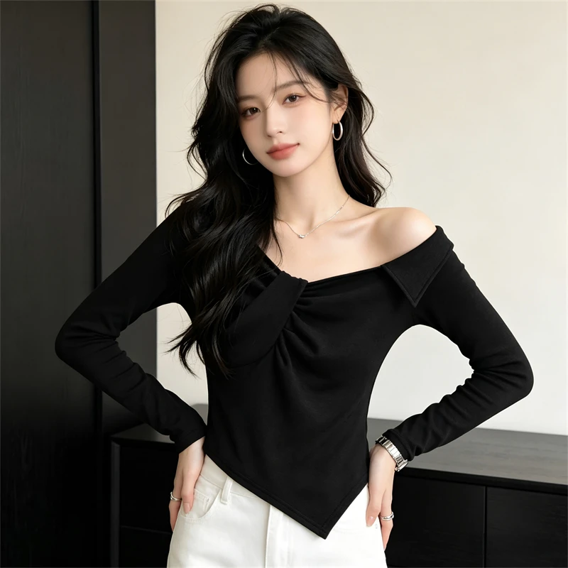 KEYANKETIAN 2026 Spring New Woman Sexy Off Shoulder Long Sleeve T-Shirt Asymmetrical Hem Fitted Ruched Slim Casual Pullover Tee