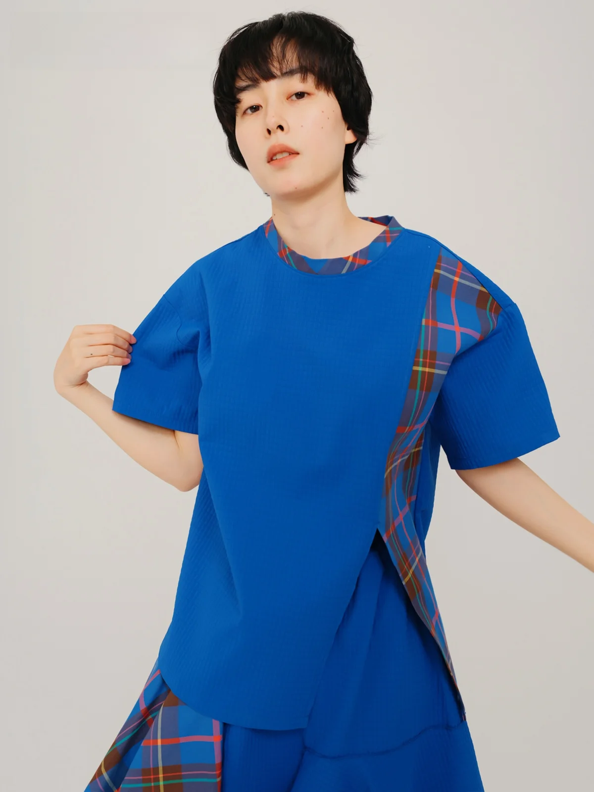 

Свободный женский топ средней длины Klein Blue с узором F-Blo, повседневный, летний, с круглым вырезом, для носки на каждый день