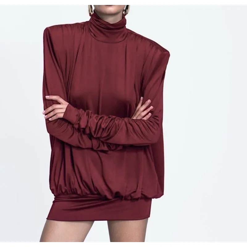 

2025 Women's Autumn and Winter High-Neck Padded-Shoulder Loose Pleated Sexy Backless Short Skirt