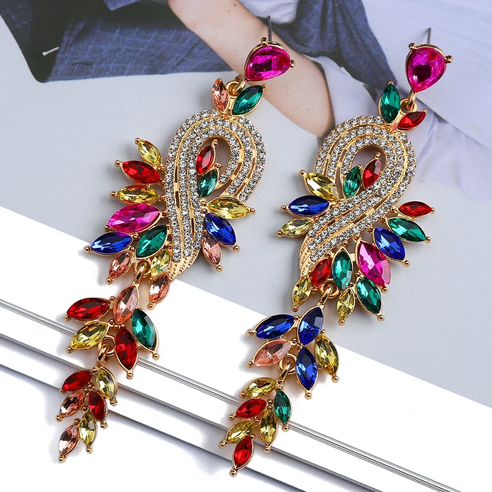 Women\'s fashionable tassel leaf earrings with retro phoenix pattern design for women