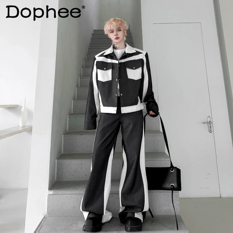 

Мужской модный комплект из двух предметов: куртка и брюки из денима с контрастными вставками и множеством карманов, весна 2026, трендовый, с характером