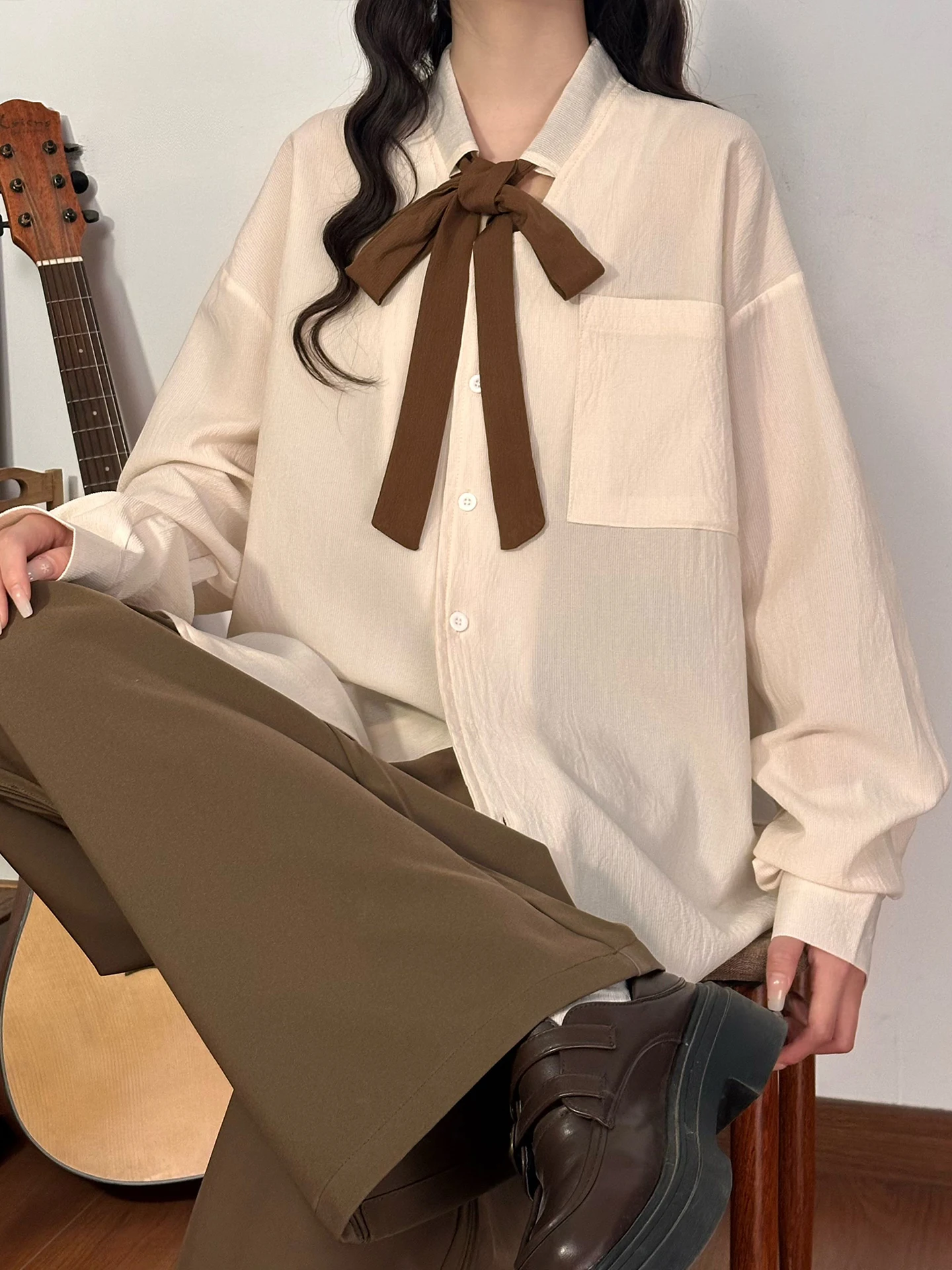 

Original Japanese Sle Vintage Long Sve Loose Women's irt Pure Color College Sle Top Trendy Streetwear Polyester Fiber