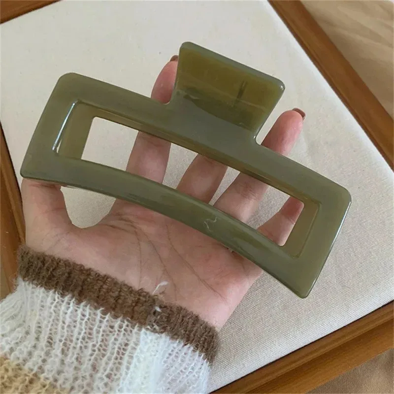 Oversized Minimalist Hair Claw Clip | One-Piece 13cm Versatile Hair Accessory for Women, Strong Grip Updo