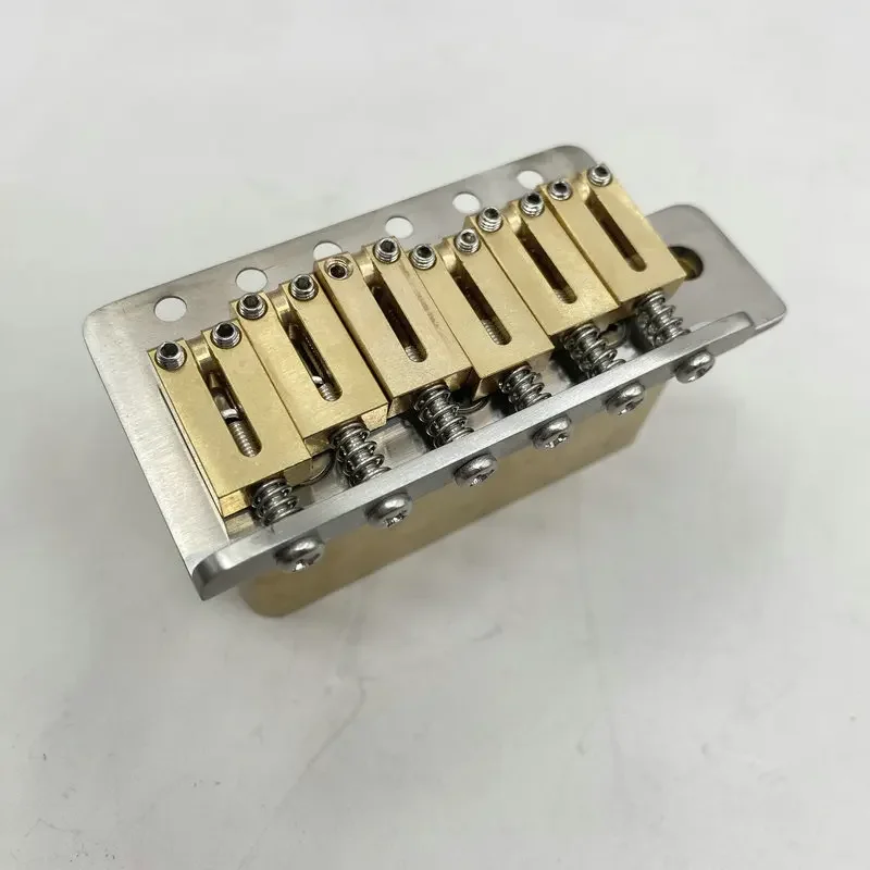 

Japan-Made Single-Locking 6-Point Tremolo for Electric Guitars, Silver Finish Brass Plate&Saddles made by CNC-machined