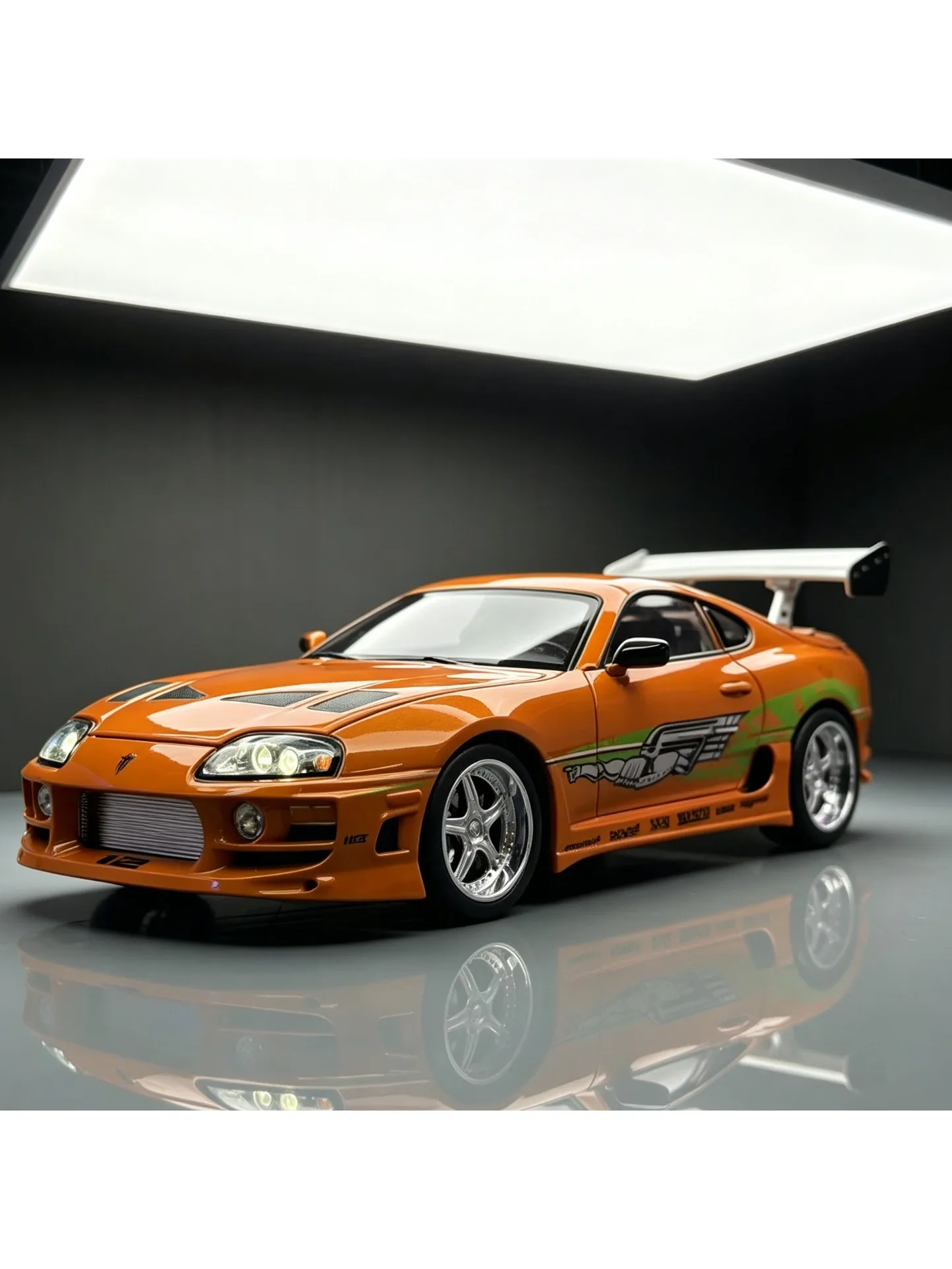 1:24 Fast & Furious Supra Legierung Druckguss Sportwagen-Modell, Rückzieh-Spielzeug mit Licht & Sound Sammlerstück Geschenk für Auto-Fans