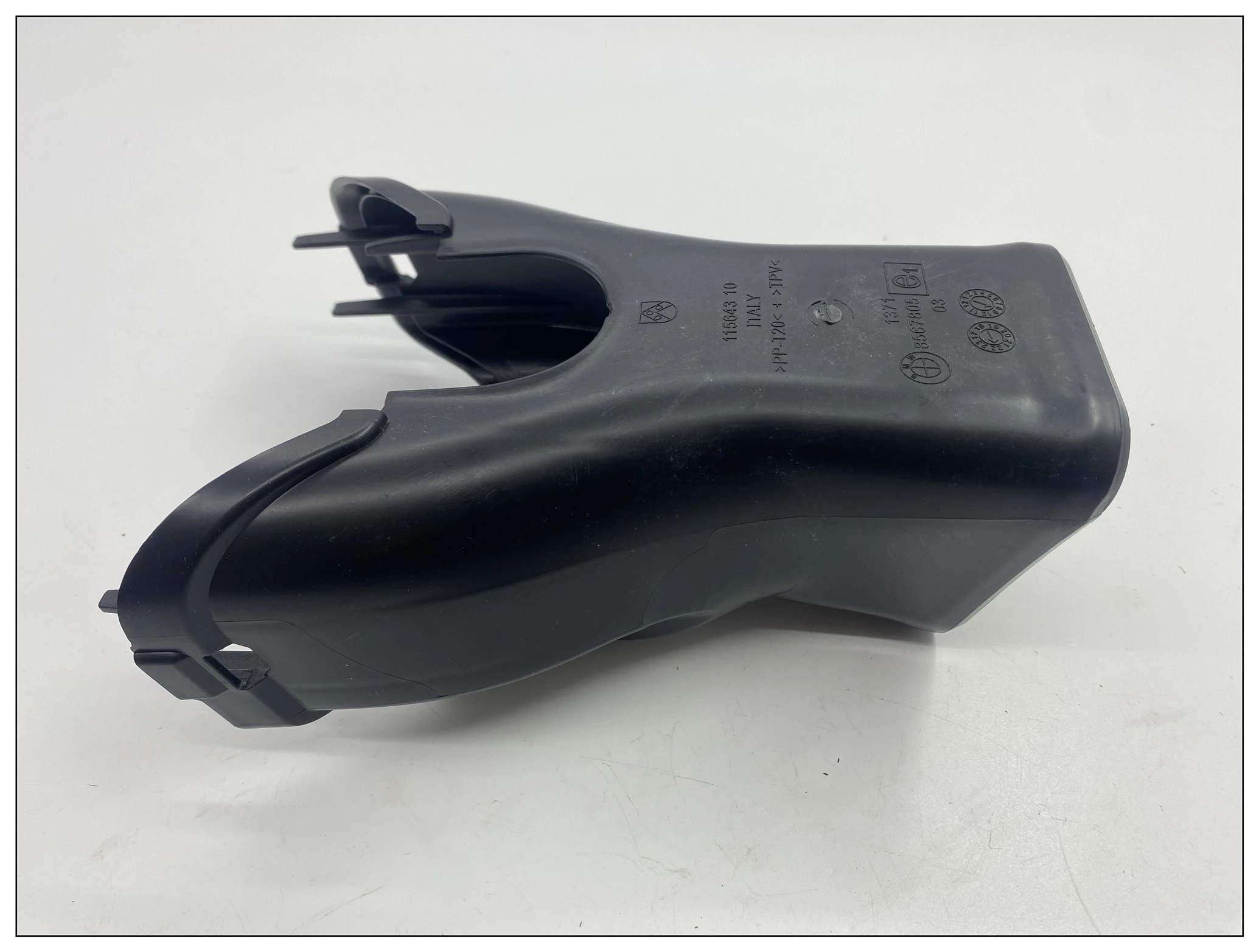 Suitable for BMW S1000RR/M1000RR intake duct mid section/intake/ventilation duct from 2019 to 2025