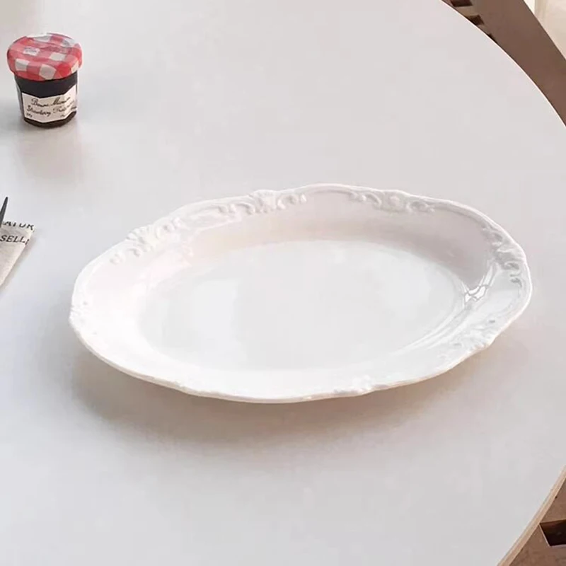 9.5 Inch Relief Ceramic Plate New Household Exquisite Aesthetic Dinner Tableware European Style Vintage Floral Shape Fish Plate