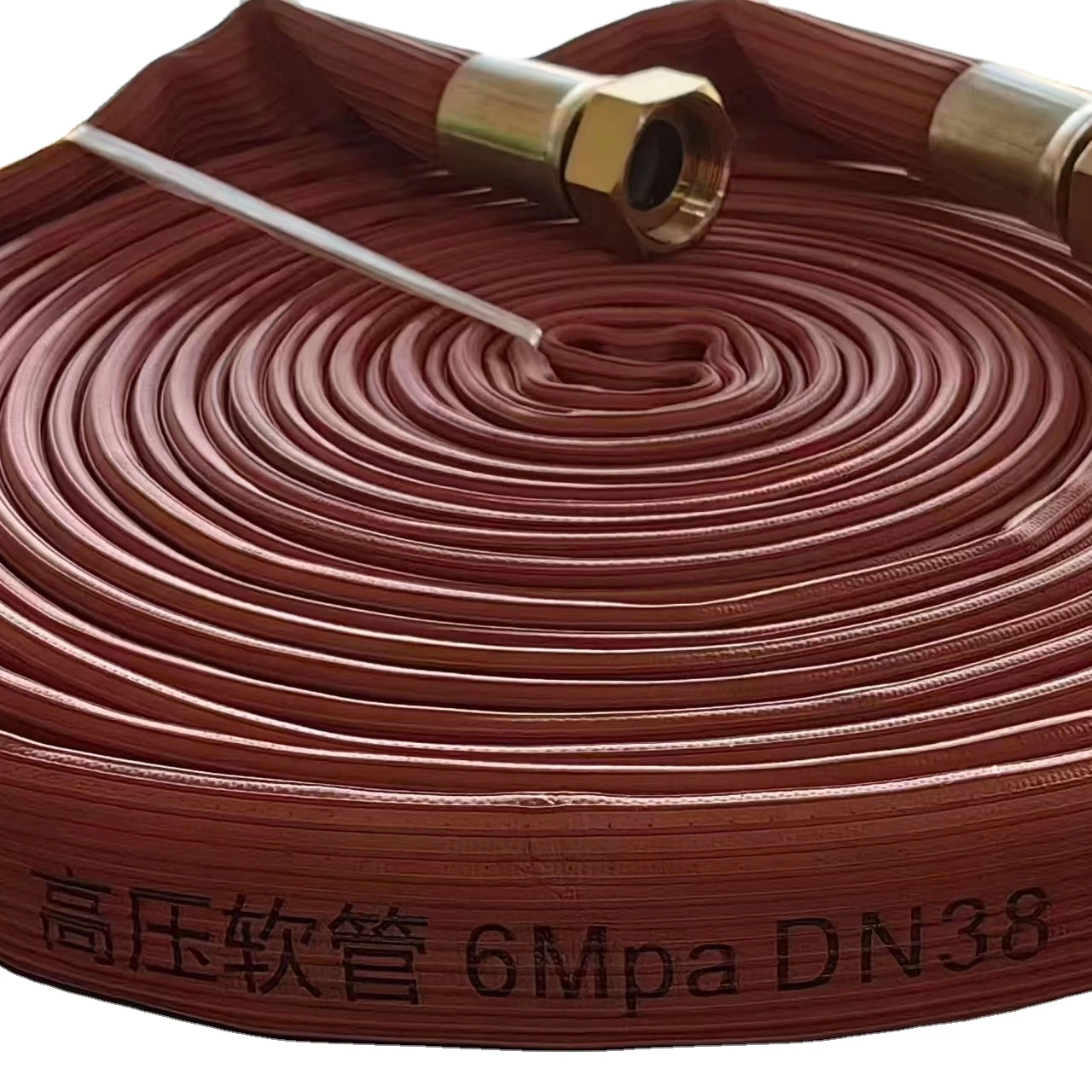 

Воздушный шланг высокого давления длиной 38 мм и 20 м.