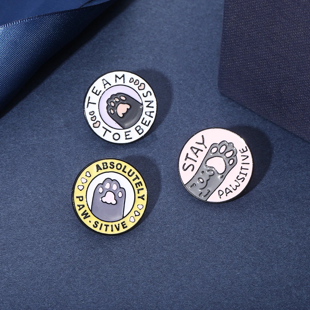 Cute Letter Toe Bean Team Pet Paw Claw Enamel Pins Absolutely Stay Pawsitive Footprints Brooches Pins For Anniversary Party Gift
