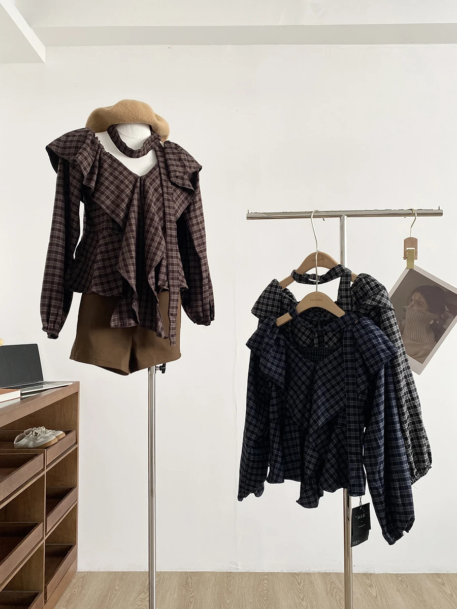 

Korean Style Long Sleeve Shirt Women's Slim Fit Asymmetrical Hem Polka Dot Pattern Fashionable Top for Autumn 2025