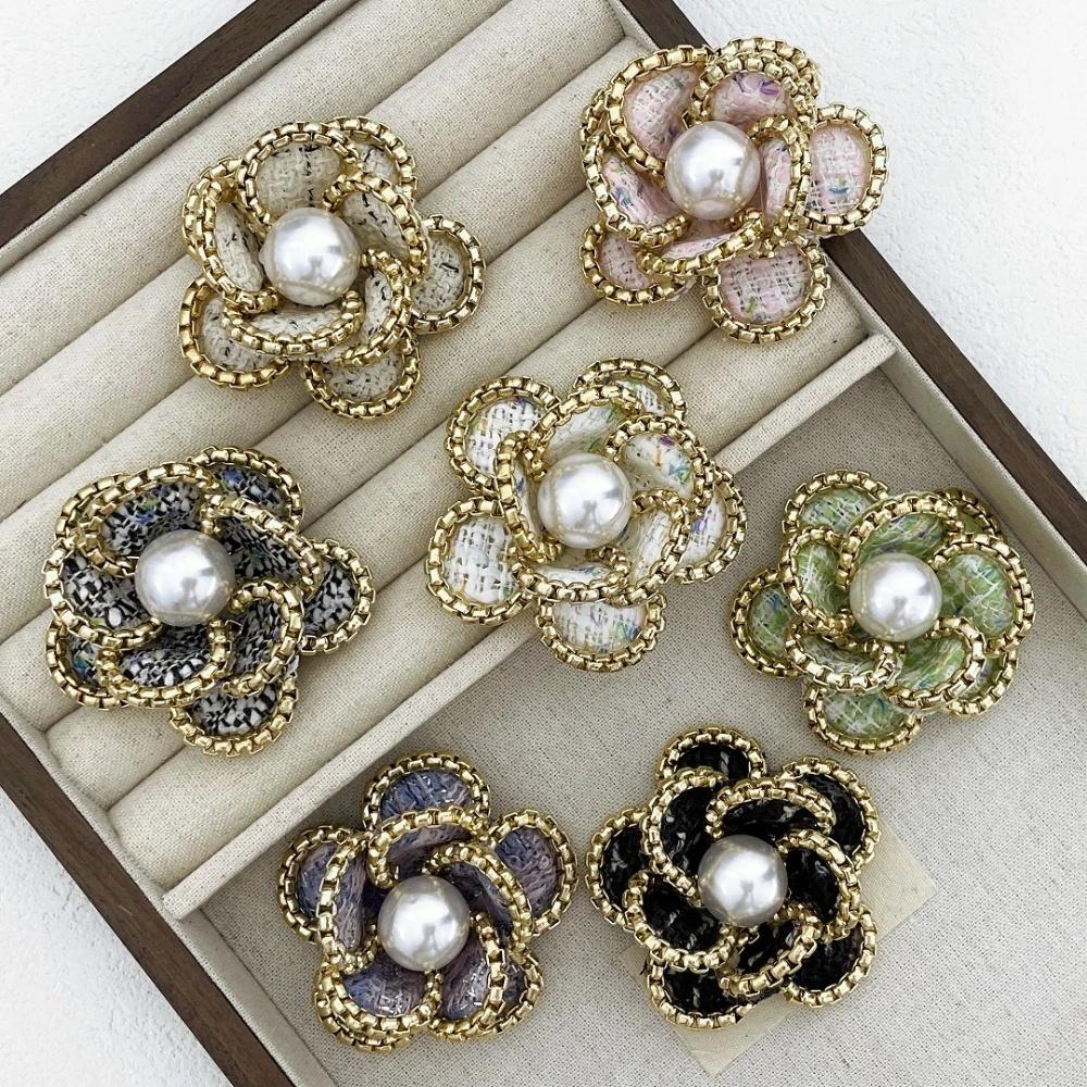 

Korean Fabric Camellia Brooches Pearl Chain Rose Flower Brooch Pin for Women Fashion Corsage Accessories Jewelry Gifts