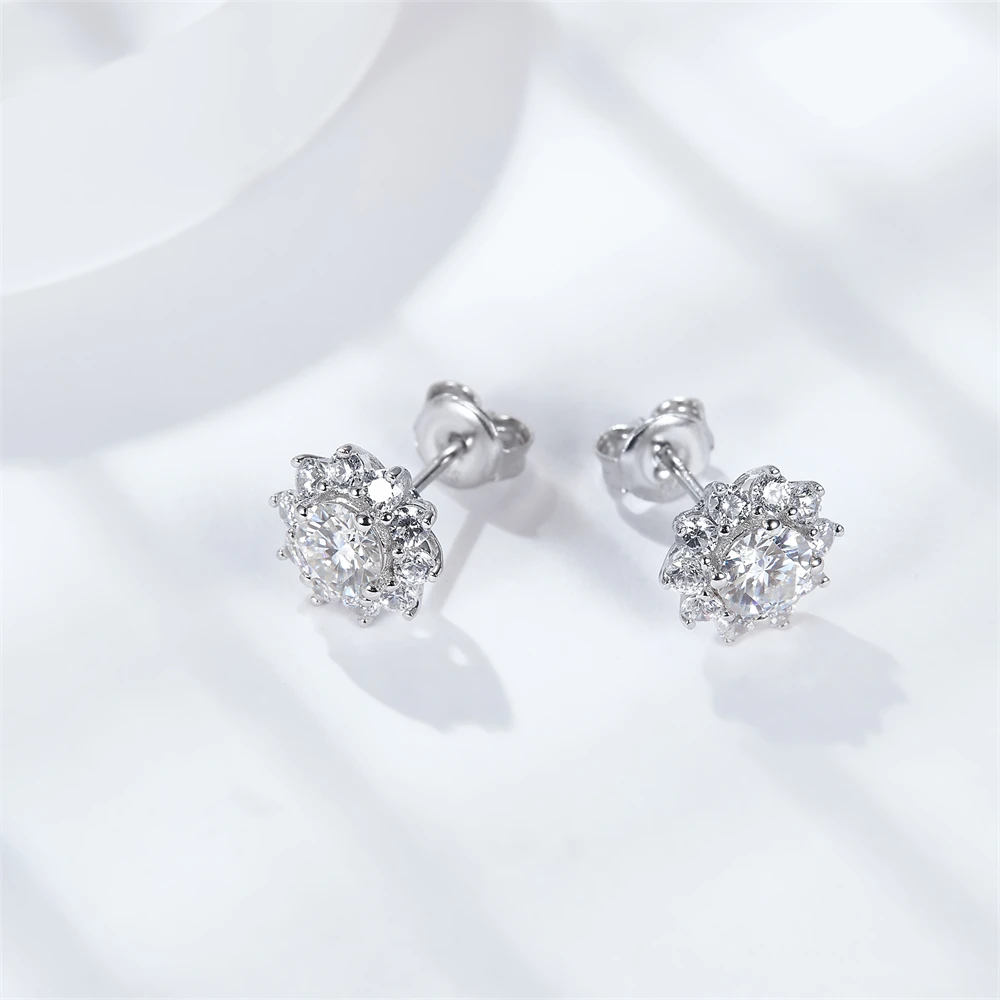 Anting Fashion jelas mewah 0.3ct Moissanite pakaian sehari-hari Solid 925 murni perhiasan perak kancing bunga pengiriman Drop