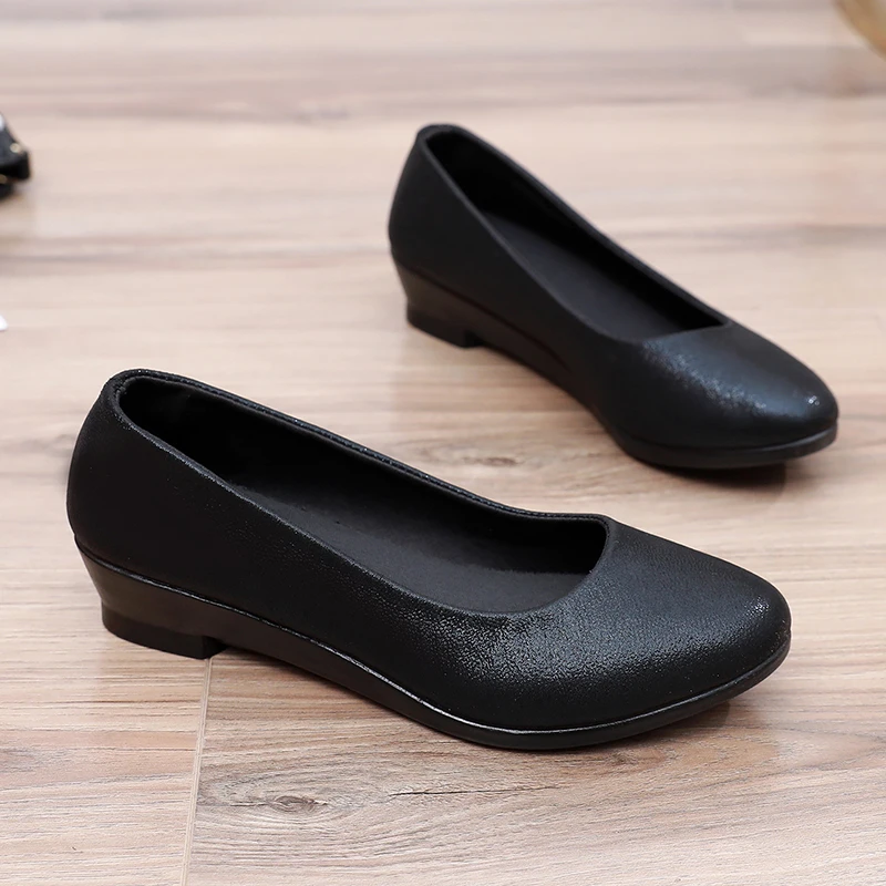 New Women\'s Singles Soft Sole Hotel Anti Slip Work Shoes  Long Standing  Not Tired Black Shoes  Versatile Four Seasons Shoes