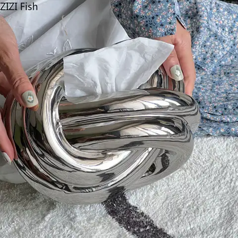 Silver Keramik Pappersnäsduksask Twisted Knot Pappersnäsduksask Pappershandduksfodral Servetthållare Heminredning 10 best sales silverförpackning med näsdukar - №2