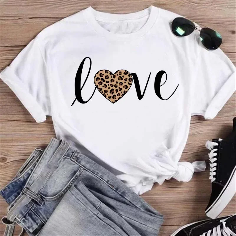 

Women's PLUS-size Printed Short-sleeved T-shirt, Loose and Casual, Soft, Comfortable and Breathable, Outdoor Sports