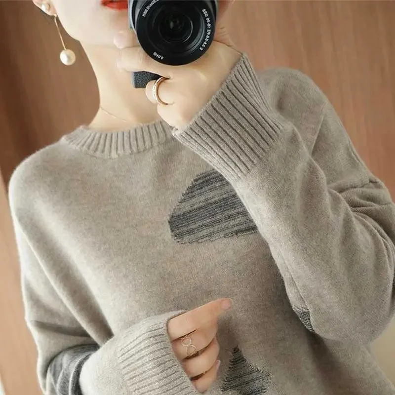 

Women Loose Fit Knit Coat Korean Female Large Size 5XL Color Blocking Sweater Autumn Winter Ladies Round Neck Pullover Knitwear