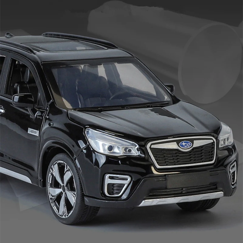 1/30 Subaru Forester SUV Alloy Car Model Diecast Metal Toy Off-road Vehicles Car Model Simulation Sound and Light Kids Toys Gift