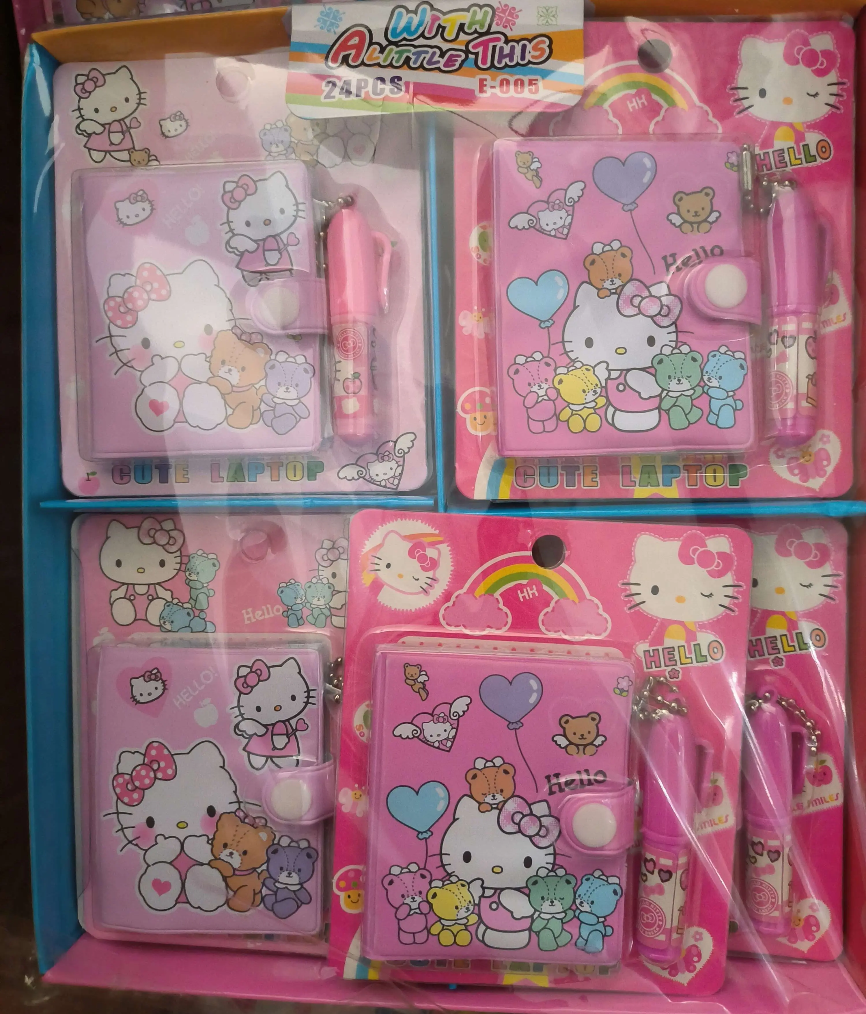 Sanrio-Folleto de papelería de Hello Kitty para niña pequeña, juego de oficina con bolígrafo, 24 piezas, venta al por mayor, suministros para