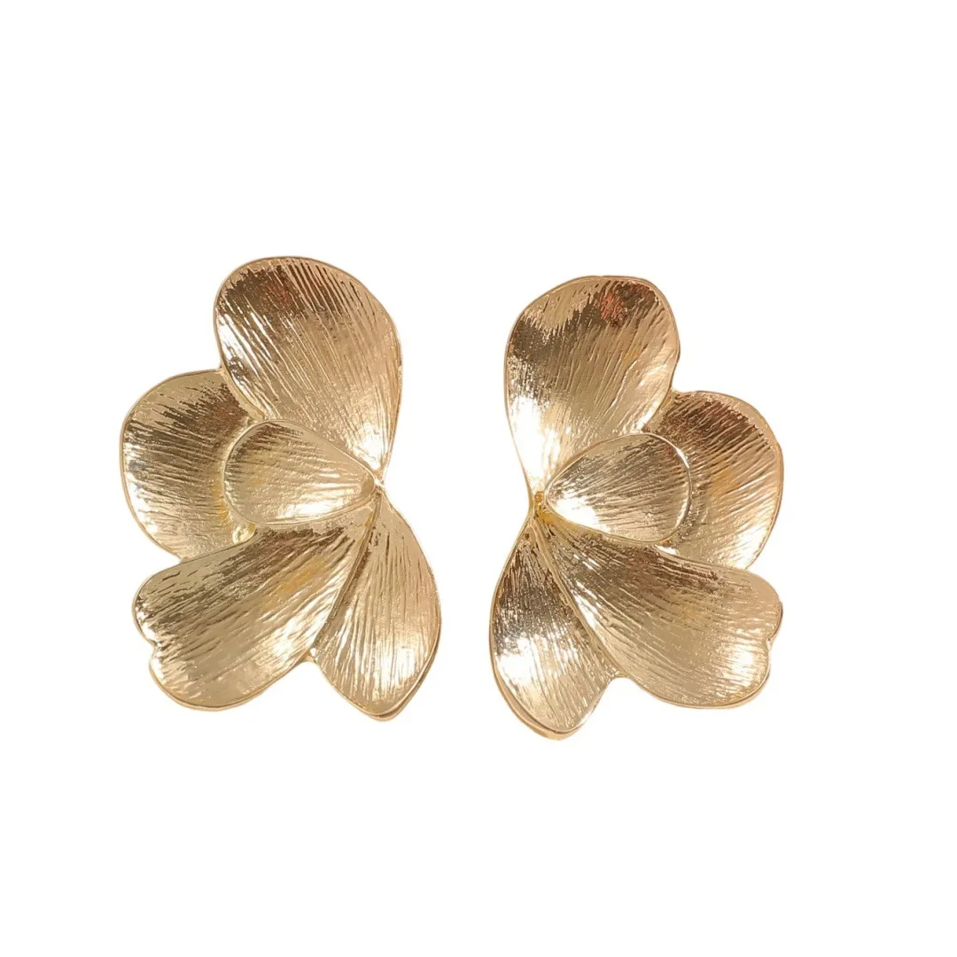 boucles-d'oreilles-americaines-en-alliage-modele-petale-design-en-cascade-tridimensionnel-texture-lisse-boucles-d'oreilles-a-clous