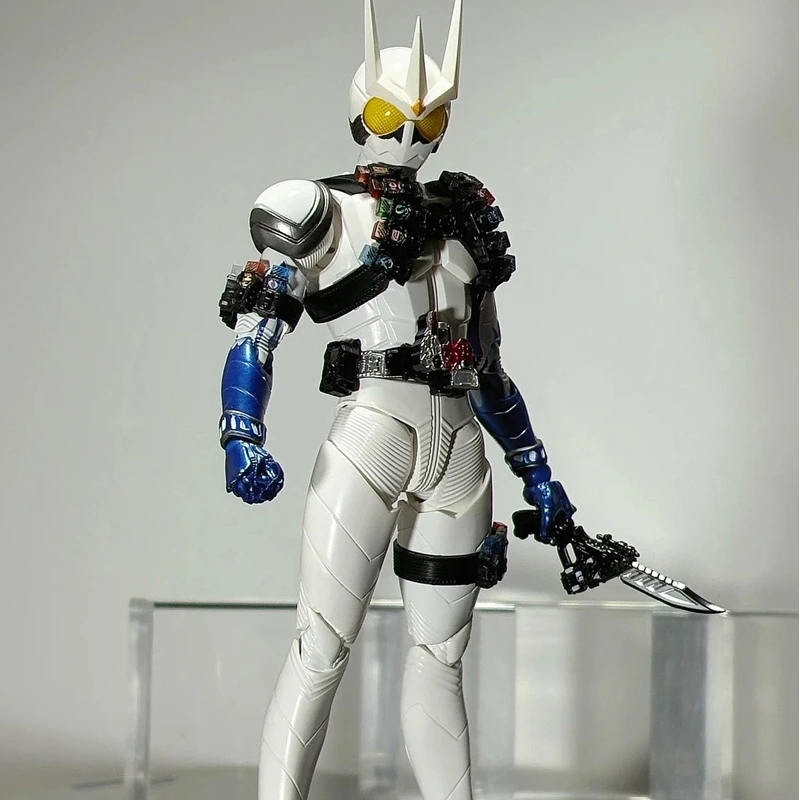 

In Stock Kamen Rider Masked Super Man 3Z-01 Action Figure Joint Movable Model Decoration Collectible Ornament Toy Holiday Gifts