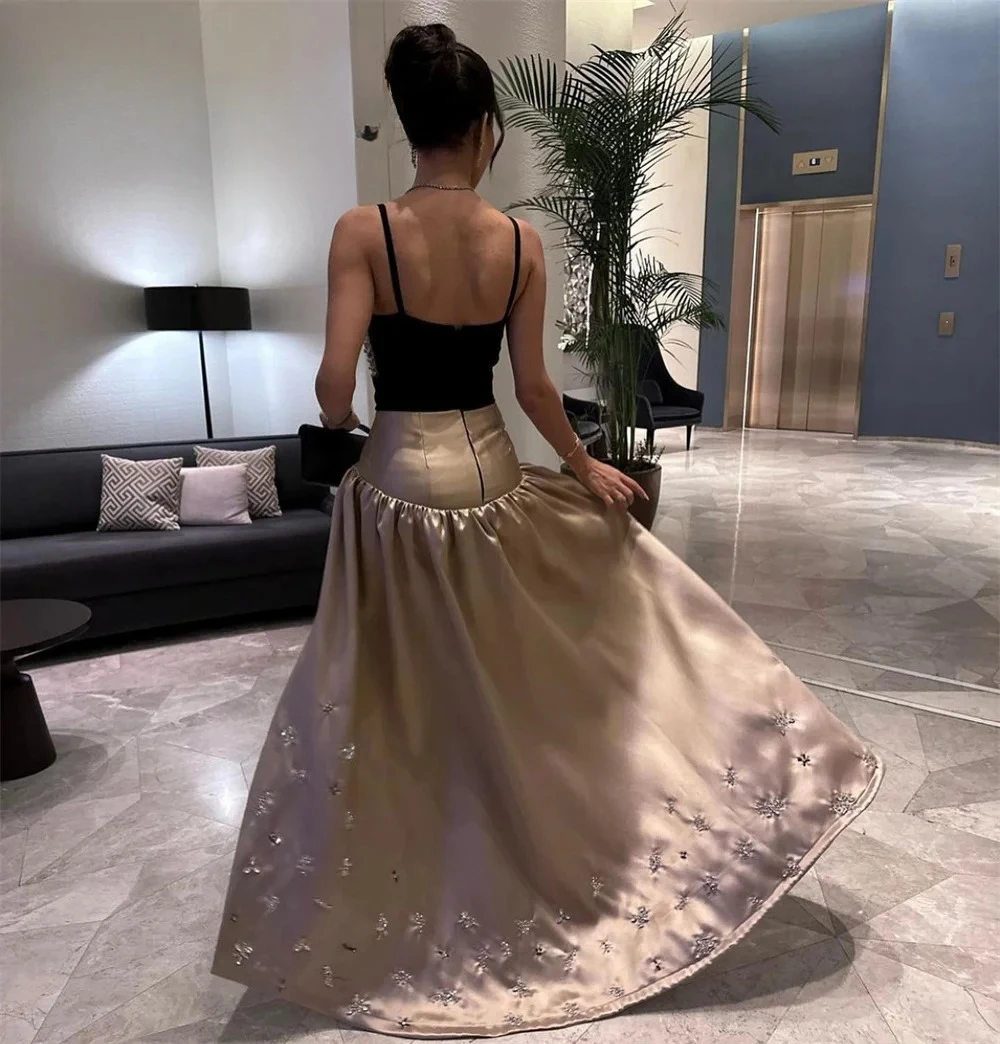 女性ドレスパーティーや結婚式のゲストドレス女性カスタマイズされたイブニングプロムシックでエレガントな女性のドレスカクテルドレス