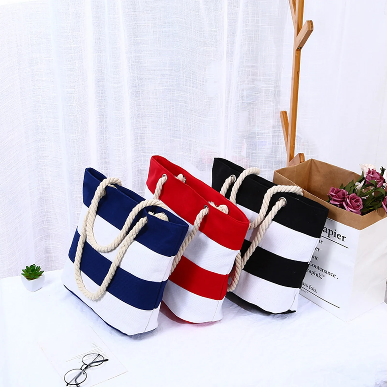 

Beach Bags For Women Insulated Waterproof Beach Bag Zipper Closure Beach Bags Sandproof Swim Pool Bag For Outdoor Travel